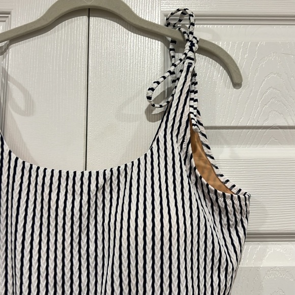 J. Crew Factory Striped Tie-shoulder One-piece Swimsuit Navy and White Size XXL - Picture 2 of 6